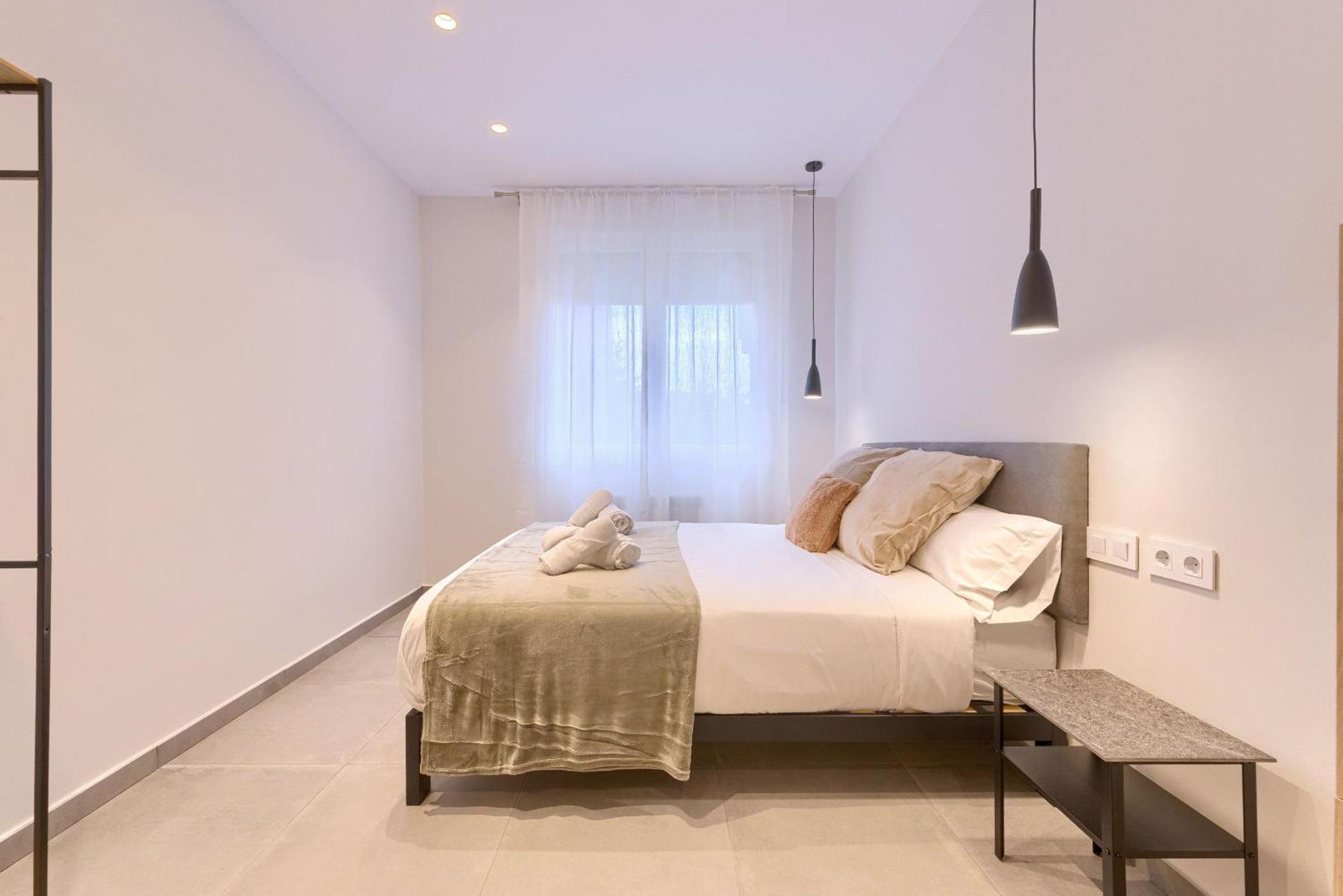 Apartamentos Basarrate Self Check In Більбао Екстер'єр фото